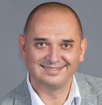 Radu Mihaiu, primarul ales din Sectorul 2: Vreau să reduc dependenţa de maşină, asta va readuce oraşul oamenilor