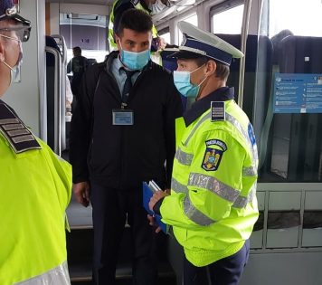 Control al poliţiei în trenuri de călătorie şi aeroporturi. Au fost aplicate peste 800 de sancțiuni