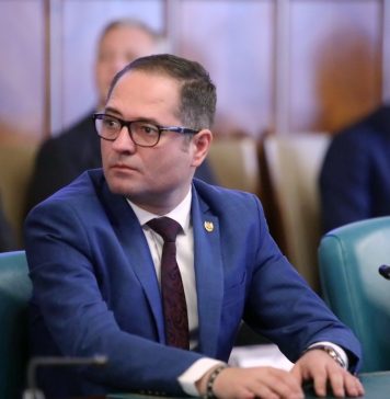 Bogdan Matei: Doamna Anisie, la purtare ce notă meritați? De 5 luni promiteti tablete