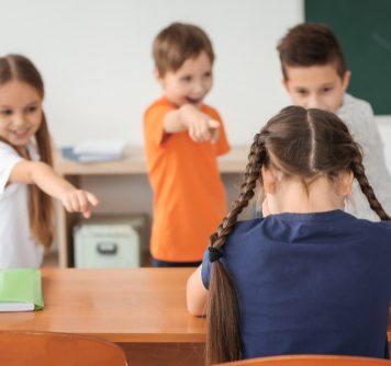 Educație fără bullying – conferință online pentru toți profesorii