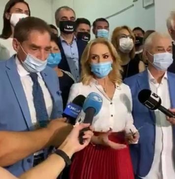 Firea: Petre Roman, Cornel Dinu, Daniel Pancu şi Sorin Ilieşiu m-au anunţat că se retrag de pe lista de consilieri generali