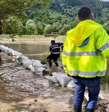 Bani de la Guvern pentru localitățile din cinci județe afectate de calamităţi naturale