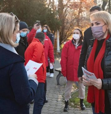 Gabriela Firea intervine în scandalul măștilor neconforme: ”Românii s-au îmbolnăvit cu zecile de mii din cauza guvernului Orban, care nu și-a făcut deloc treaba!”