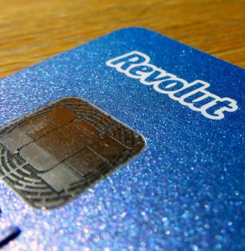 Revolut va avea şi IBAN românesc. Utilizatorii îşi vor putea încasa salariile în contul Revolut