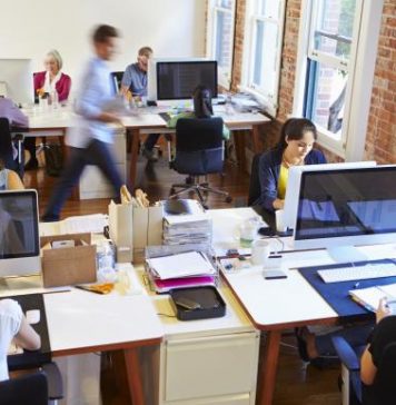 Noi măsuri de sprijin pentru angajații afectați de pandemie, în analiză, la Guvern