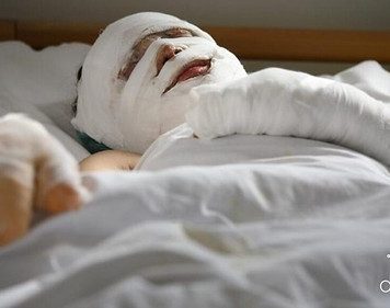 Flashmob la ministerul Sănătăţii: Nu mai ascundeţi infecţiile intraspitaliceşti!