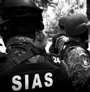 Un bărbat care pretindea că este broker bursier, arestat pentru înşelăciune şi fals în înscrisuri