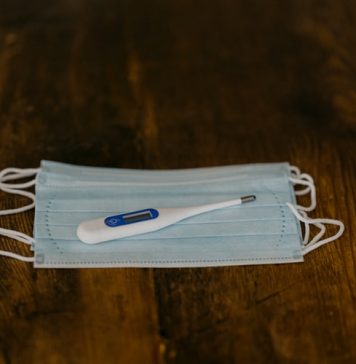 Crește rata de infectare în București, unde două zile la rând s-au înregistrat 1.946 de cazuri de Covid