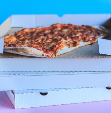 Vaccinul anti-COVID în cutii de pizza? Ce spune Valeriu Gheorghiţă
