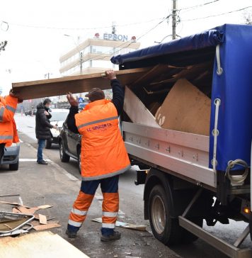 Firma de salubritate din Sectorul 2 a ridicat sâmbătă peste 30 tone de deșeuri voluminoase
