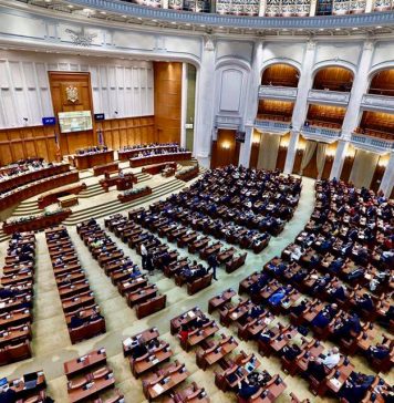 Camera Deputaţilor, 4.000.000 lei pentru achiziţionarea de servicii de transport aerian internaţional şi de cazare la hoteluri în străinătate