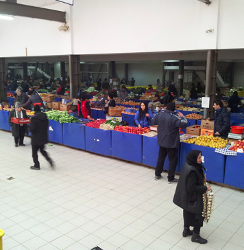 Licitație publică pentru închirierea de spații comerciale în Piața Rahova