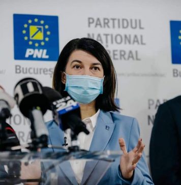 Violeta Alexandru: Prima companie municipală desfiinţată – Compania Turistica Bucureşti