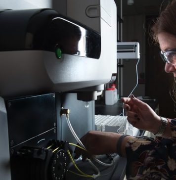 Observatorul Român de Sănătate atrage atenţia. România aruncă anual între 20.000 și 60.000 de litri de plasmă, cu care ar putea fi tratați mii de bolnavi