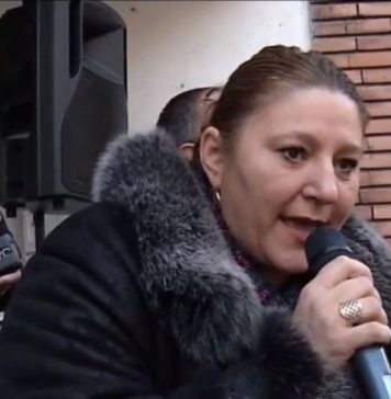 ULTIMA ORĂ / Şoşoacă, în mijlocul protestului minerilor din Valea Jiului: Eu am venit cu soluţii, nu cu prostii; Ăştia de la Putere sunt nişte asasini economici!