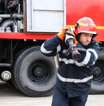 Incendiu la un depozit cu materiale reciclabile din Chiajna