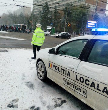 Polițiștii locali din Sectorul 6 intervin pentru combaterea efectelor cauzate de ninsori