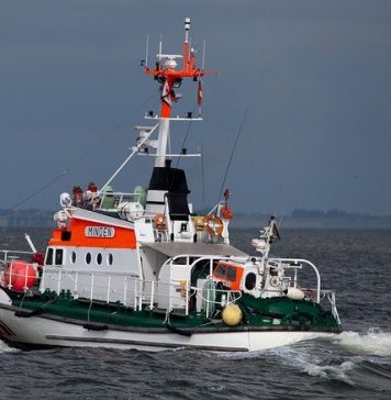 UPDATE Operațiune de salvare în Marea Neagră. O navă cu 13 marinari s-a scufundat lângă Constanța