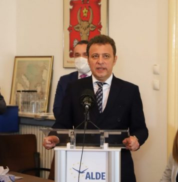 Daniel Olteanu este noul președinte al ALDE, în locul lui Tăriceanu