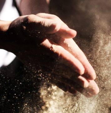 Nor de praf saharian, de Paște în România