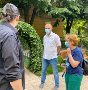 Liber la curțile și terenurile de sport ale școlilor din Sectorul 2