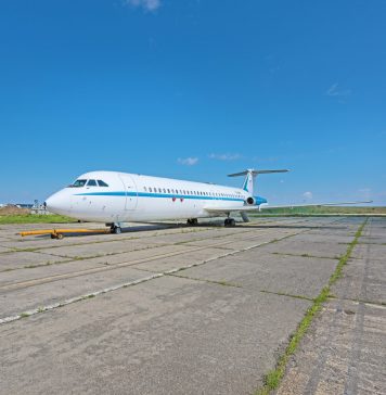 Avionul și limuzina lui Nicolae Ceaușescu au fost vândute la licitație. Cât s-a plătit pentru ele