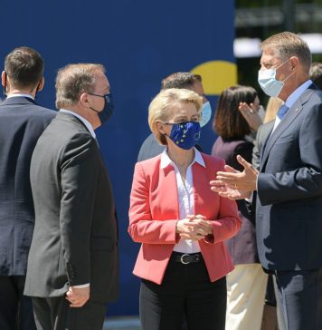Președintele Iohannis, despre rezultatele participării la reuniunea informală a Consiliului European și la Summitul UE-India: S-a adoptat Declarația de la Porto – agenda politicii sociale europene pentru perioada următoare