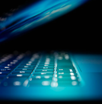 Alertă CERT-RO: Val de atacuri de tip ”sextortion” prin email, în România