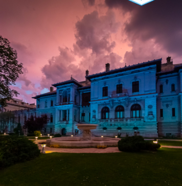 Palatul Cotroceni, iluminat în turcoaz pentru a marca Ziua Internațională de Conștientizare a Bolii Batten