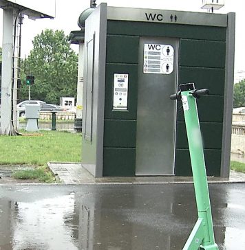 O nouă problemă în București. Toaletele publice vor fi închise