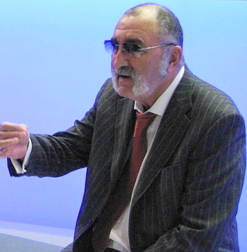 Ion Ţiriac renunţă la funcţia de preşedinte al Federaţiei Române de Tenis