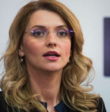 Alina Gorghiu intervine în scandalul din Argeș: Inspectorul școlar să fie demis