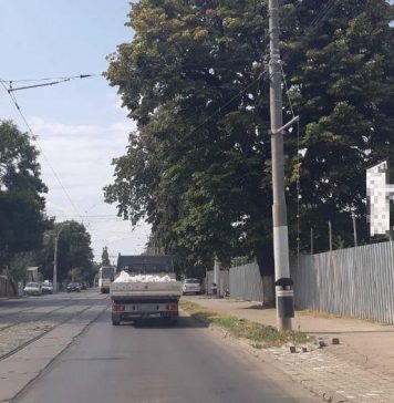 Încă o autoutilitară, confiscată în Sectorul 6 pentru transport ilegal de deșeuri