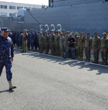 Peste 350 de scafandri militari, instrucție multinațională în Marea Neagră