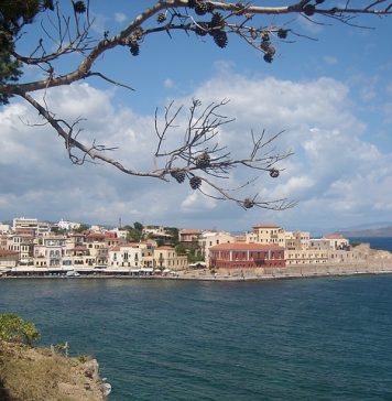 Un nou lockdown în Grecia. Încă un oraş turistic din Creta adoptă carantina de noapte