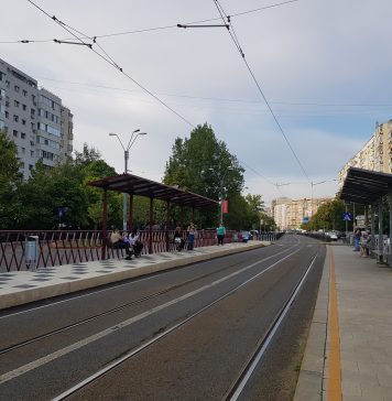 Stația din Sectorul 3 unde tramvaiele nu opresc, spre disperarea călătorilor – FOTO/VIDEO