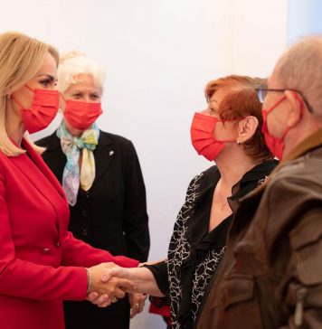 1 octombrie, Ziua Internațională a Persoanelor Vârstnice. Gabriela Firea: Ocrotirea persoanelor în vârstă ar trebui să fie o prioritate pentru guvernanți