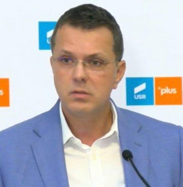 Moşteanu: Avem cele 80 de semnături pentru depunerea moţiunii; Am trimis o propunere de text către Simion