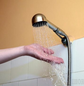 Sute de blocuri din București nu au apă caldă/ La iarnă lucrurile vor funcționa bine ”în mare parte”, spune șeful Termoenergetica