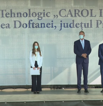 Klaus Iohannis: „Menținerea școlilor deschise cu prezență fizică depinde de responsabilitatea fiecăruia dintre noi”