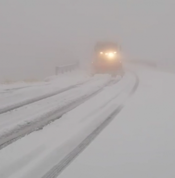 Zăpadă de peste 10 centimetri în România – VIDEO