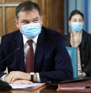 Cseke Attila a discutat la telefon cu Stella Kyriakides, comisarul european pentru Sănătate