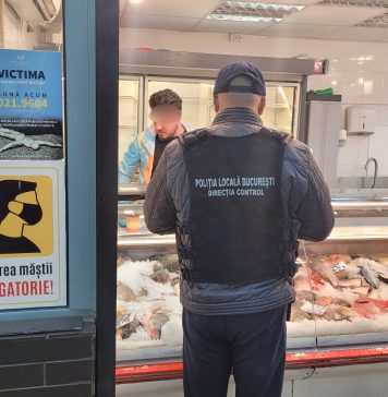Poliția locală a amendat cu 55.000 de lei mai mulți comercianţi din pieţele din Capitală