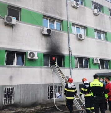 Un alt pacient transferat în urma incendiului de la Constanța a murit marți dimineață
