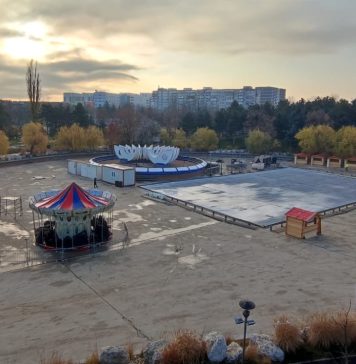 ”West Side Christmas Market”. Primăria Sectorului 6 deschide un Târg de Crăciun în Parcul Drumul Taberei. Accesul este gratuit