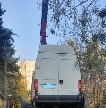 Poliția Locală Sector 2 continuă ridicarea mașinilor abandonate