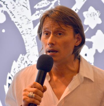 Marius Manole a predat medalia ”Ordinul Cultural” portarului de la Cotroceni – VIDEO