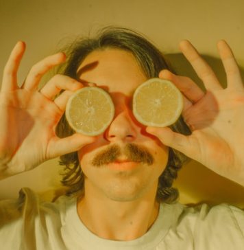 Wizz Air îşi provoacă angajaţii şi pasagerii să-şi lase mustaţă. Care este motivul