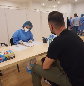 Persoanele vulnerabile din Sectorul 3 se pot vaccina acasă împotriva COVID-19. Care este procedura