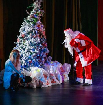„Vine Moş Crăciun”, spectacol caritabil pentru copii din cadrul DGASPC Ilfov – FOTO